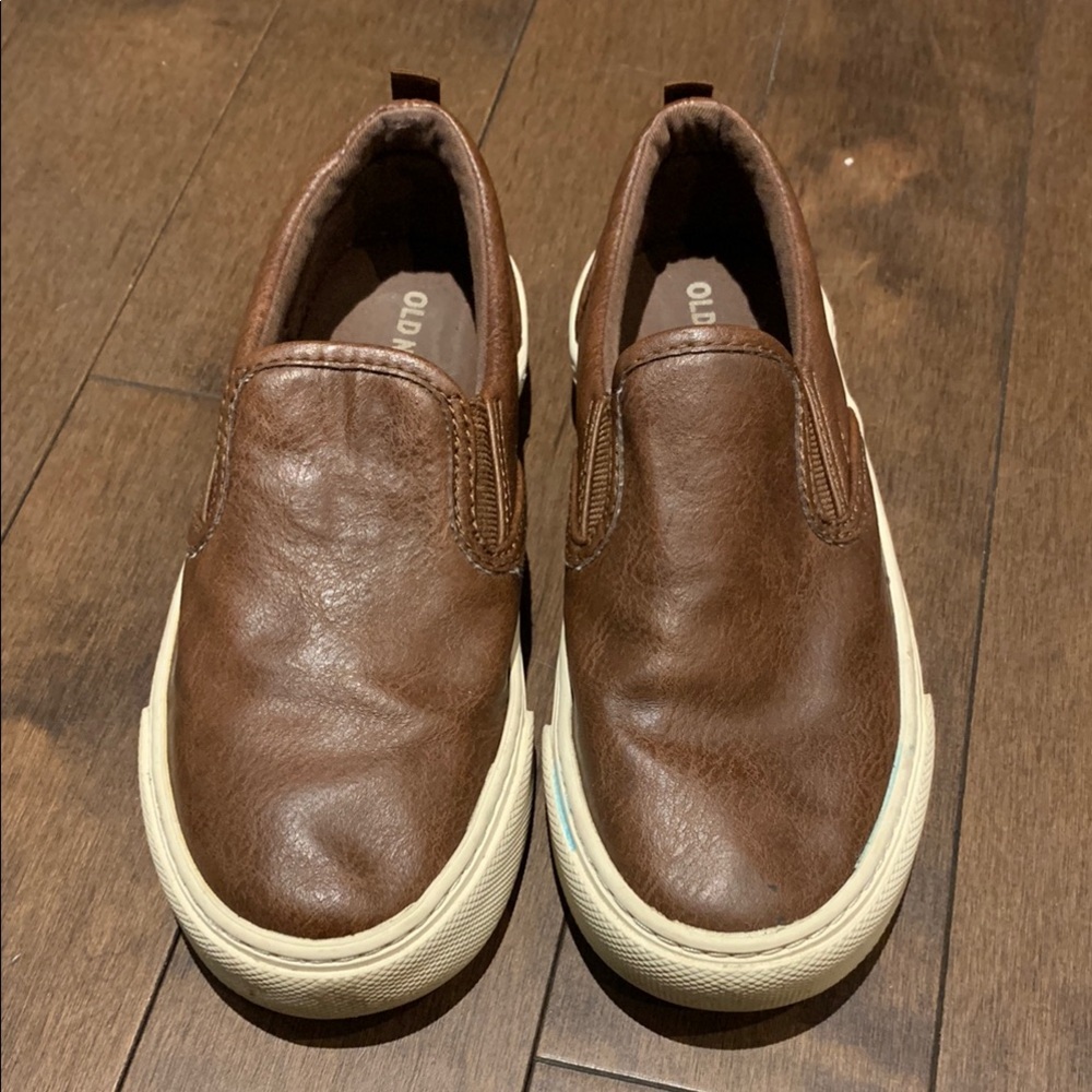 Old Navy Kids Brown Leather-Look Slip On Sneakers